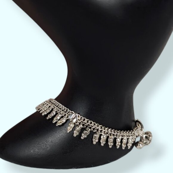 (2/$20) Metal Dangling Bracelet - Picture 4 of 6